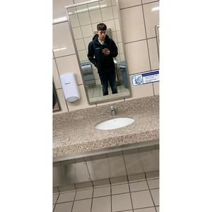 Meet your Posher, Roberto